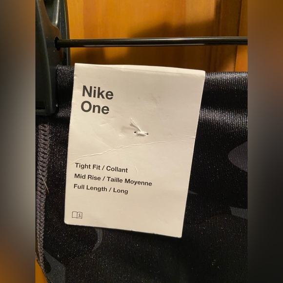 Nike Dri-FIT One Women's Mid-Rise Camo Leggings - Picture 3 of 4